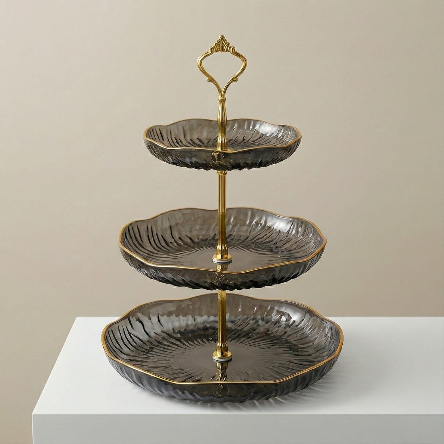 3 Layer dessert and fruit stand